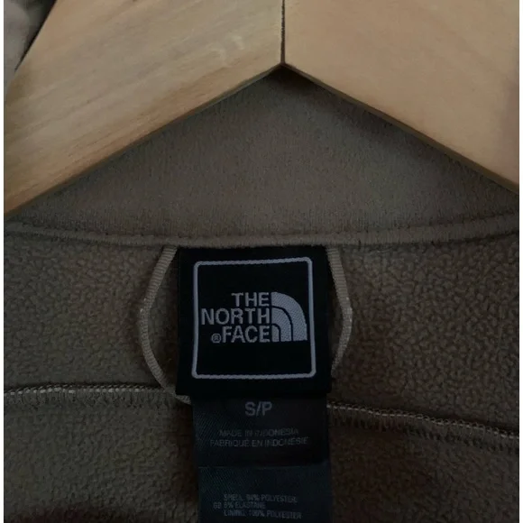 The North Face Jacket - Picture 2 of 14